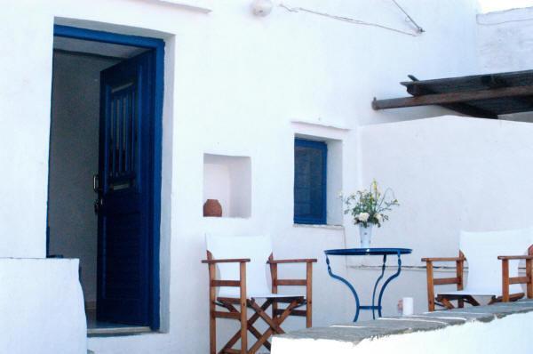 Windmill Villas Artemonas Стая снимка