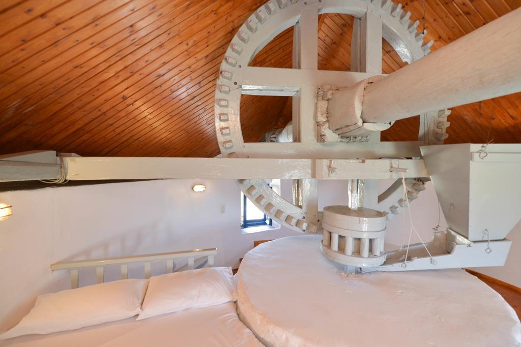 Windmill Villas Artemonas Екстериор снимка